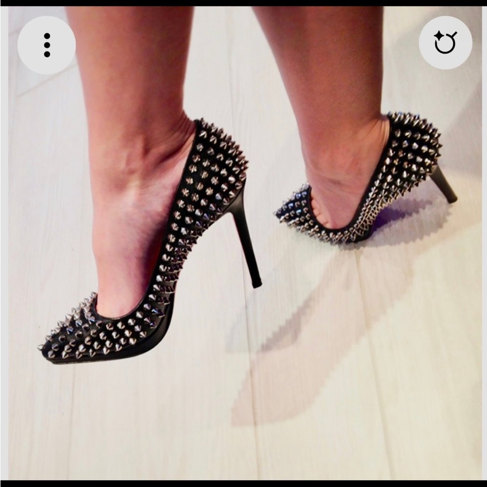 Christian Louboutin Pigalle Plato spiked heels - Picture 9 of 9